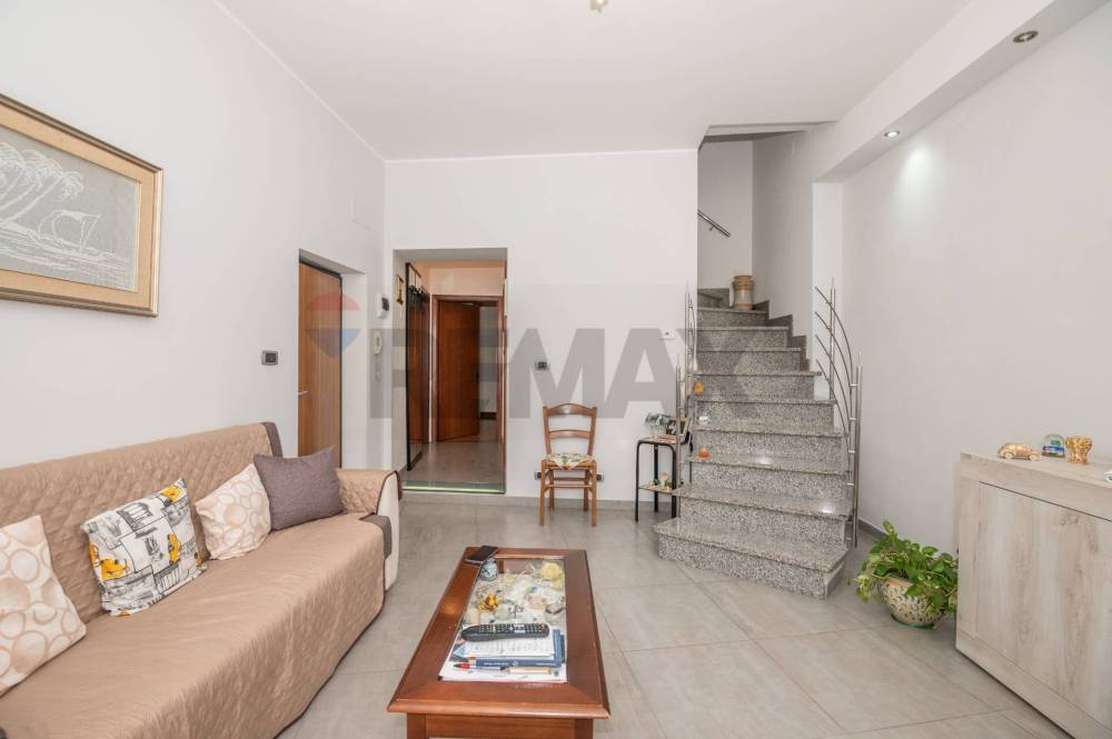 casa indipendente in vendita a Caltagirone
