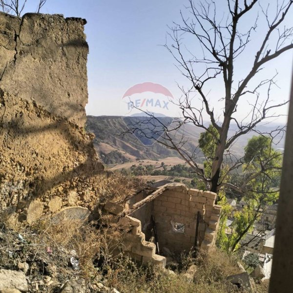 casa indipendente in vendita a Caltagirone