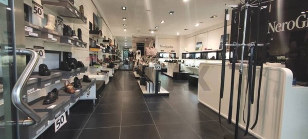 negozio in vendita a Caltagirone