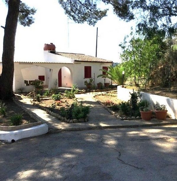 casa indipendente in vendita a Caltagirone