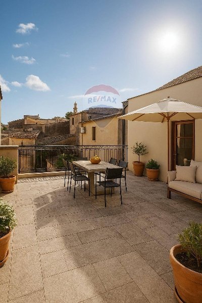 casa indipendente in vendita a Caltagirone