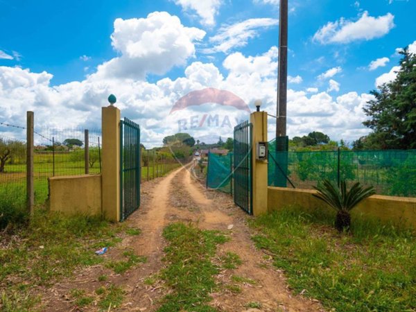 casa indipendente in vendita a Caltagirone