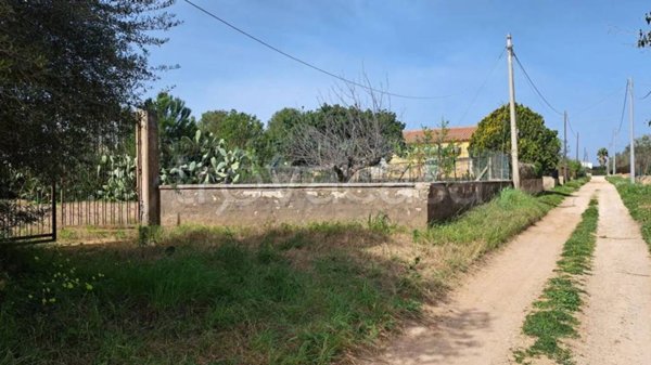 terreno agricolo in vendita a Caltagirone in zona Santo Pietro