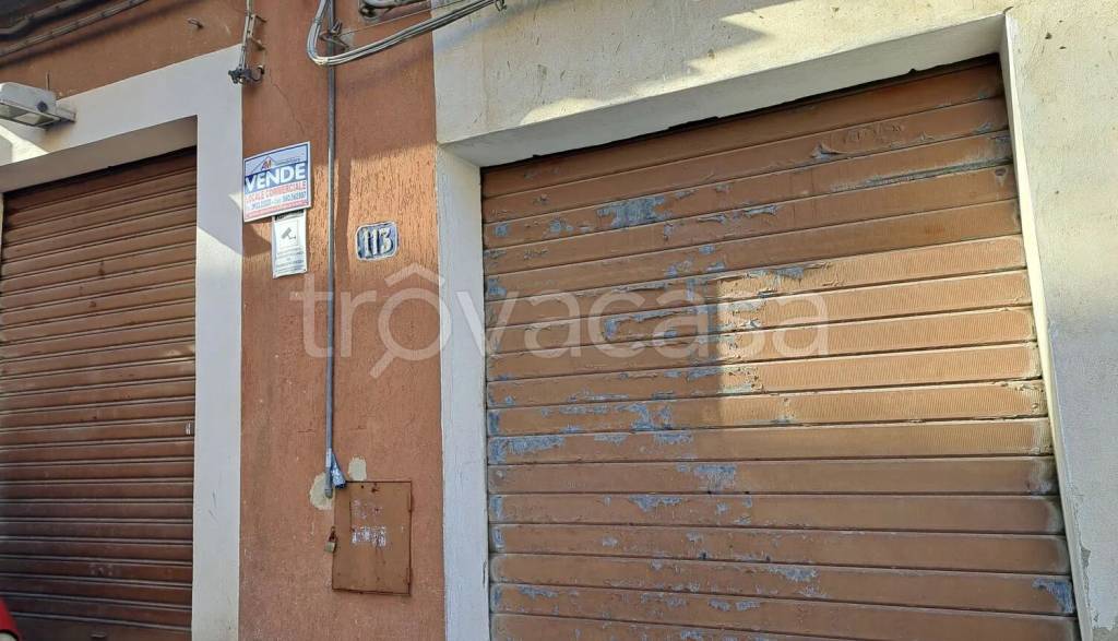 negozio in vendita a Caltagirone