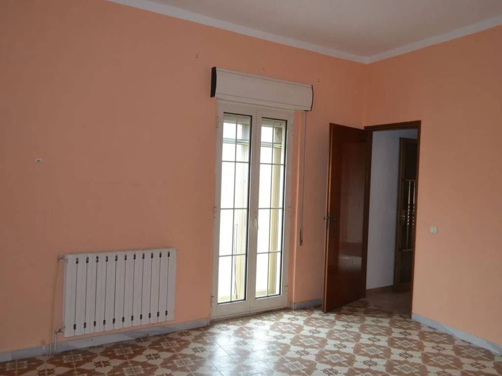 intera palazzina in vendita a Caltagirone