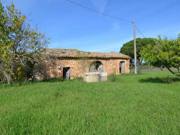 casa indipendente in vendita a Caltagirone in zona Santo Pietro