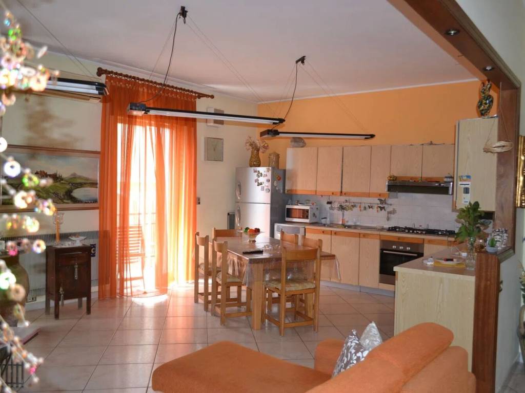 appartamento in vendita a Caltagirone