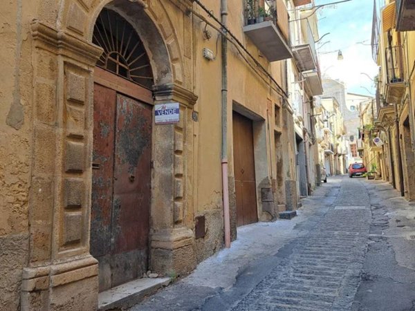 appartamento in vendita a Caltagirone