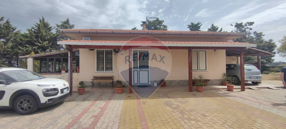 casa indipendente in vendita a Caltagirone in zona San Mauro