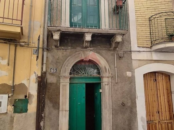 appartamento in vendita a Caltagirone