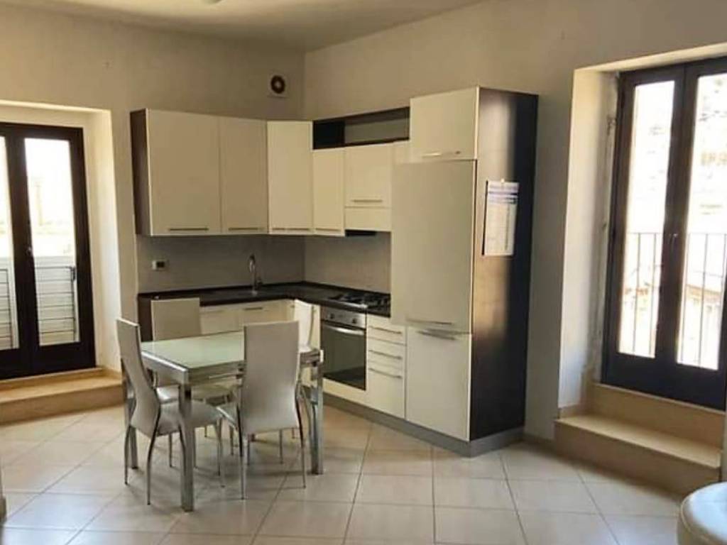 appartamento in vendita a Caltagirone