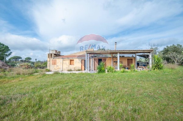 casa indipendente in vendita a Caltagirone