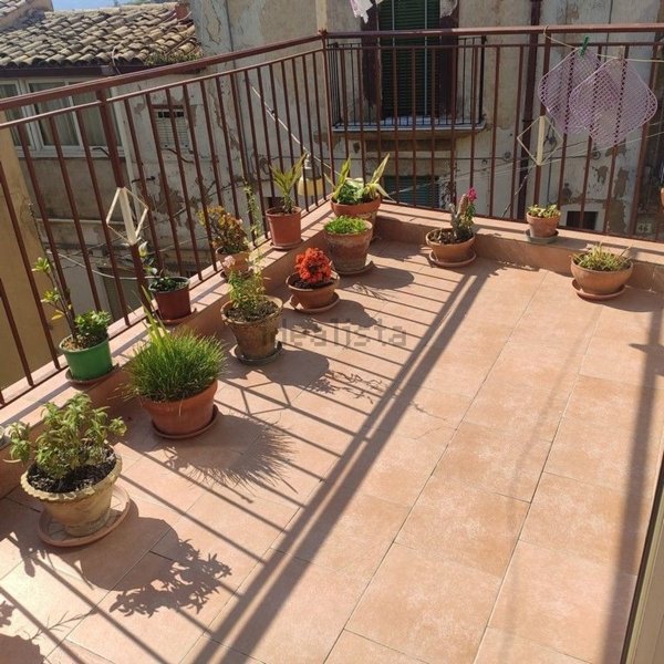 casa indipendente in vendita a Caltagirone