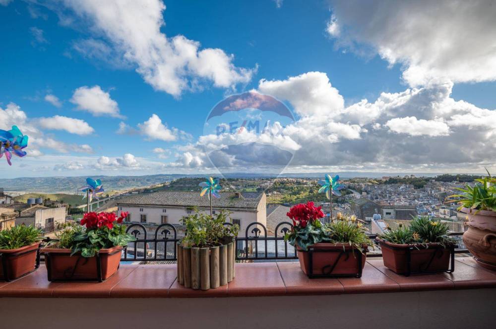 appartamento in vendita a Caltagirone