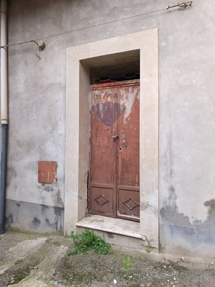 casa indipendente in vendita a Caltagirone