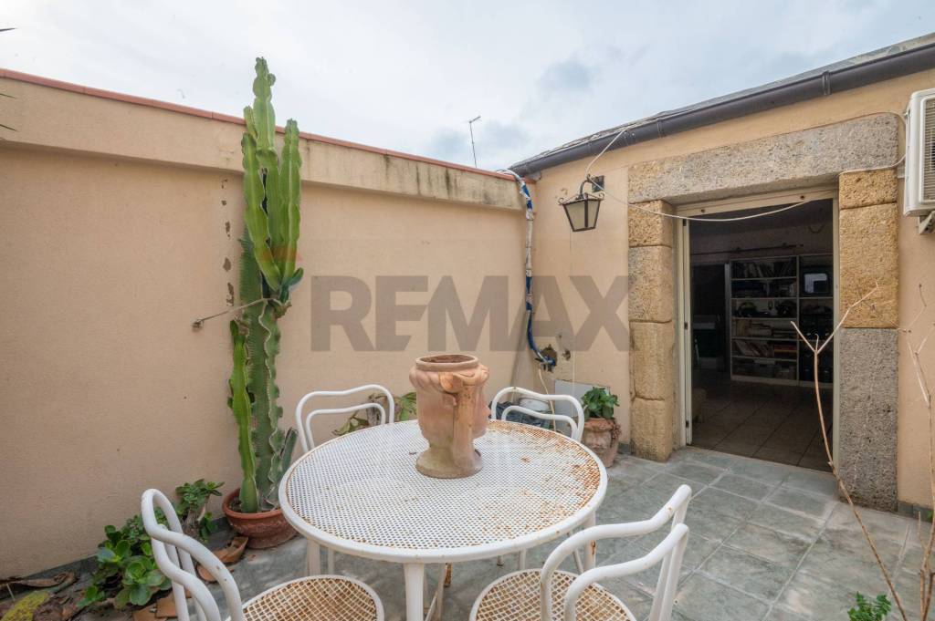 casa indipendente in vendita a Caltagirone