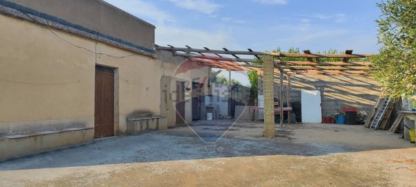 casa indipendente in vendita a Caltagirone in zona Piano San Paolo