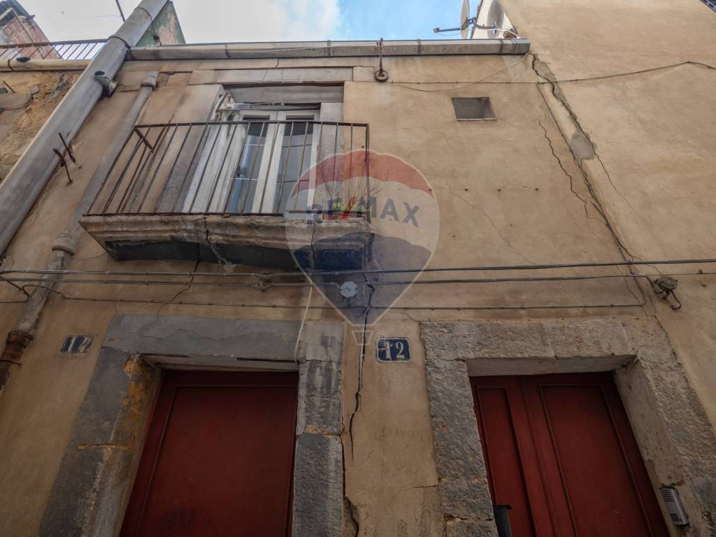 casa indipendente in vendita a Caltagirone