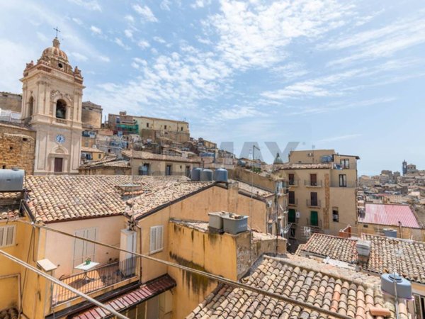 appartamento in vendita a Caltagirone