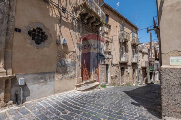 appartamento in vendita a Caltagirone