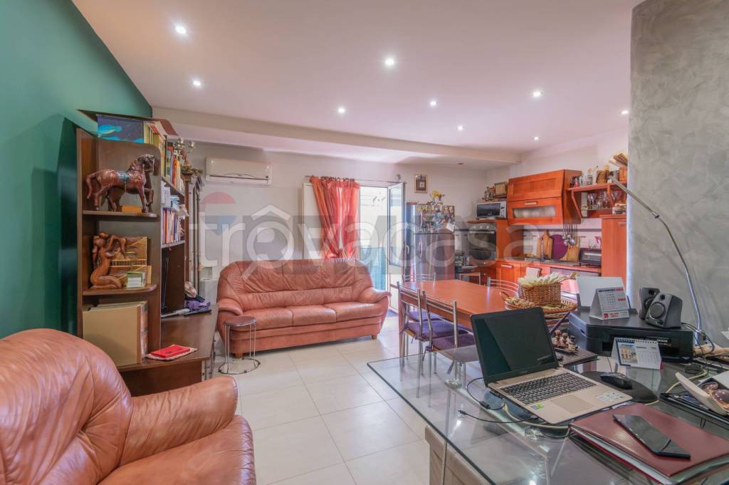 casa indipendente in vendita a Caltagirone