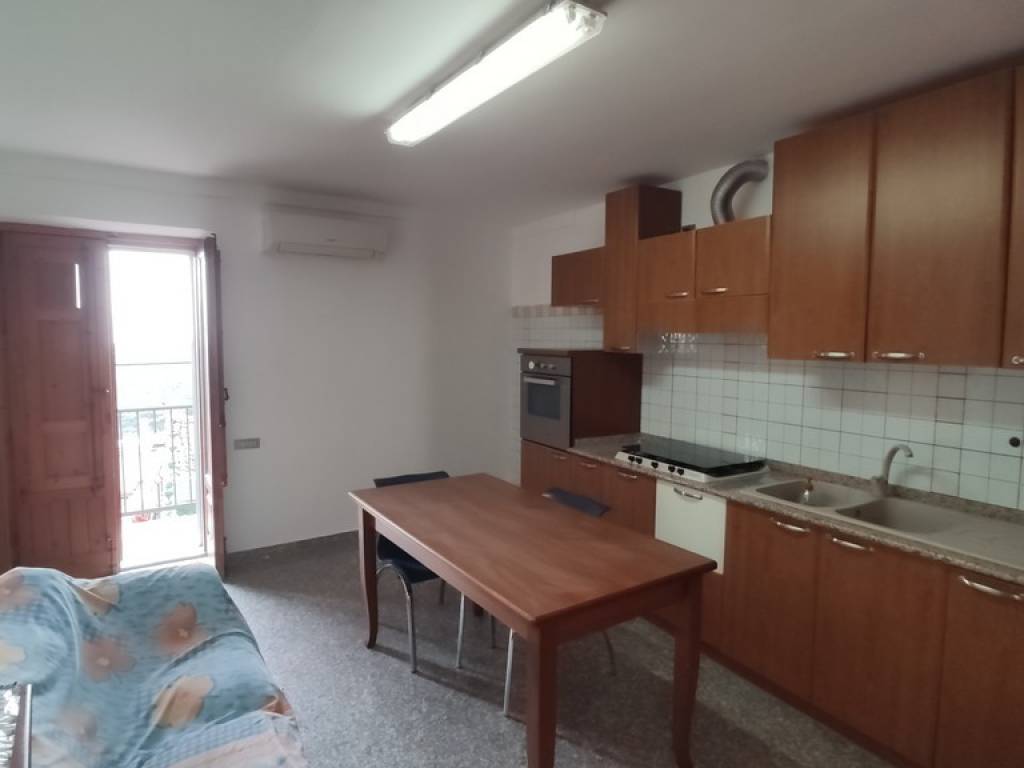 casa indipendente in vendita a Caltagirone