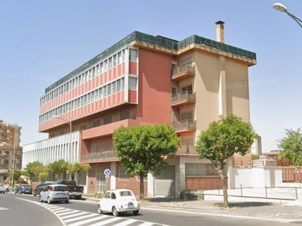 negozio in vendita a Caltagirone