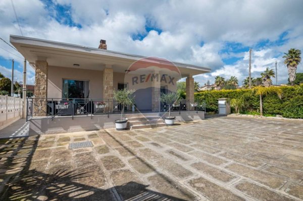 casa indipendente in vendita a Caltagirone