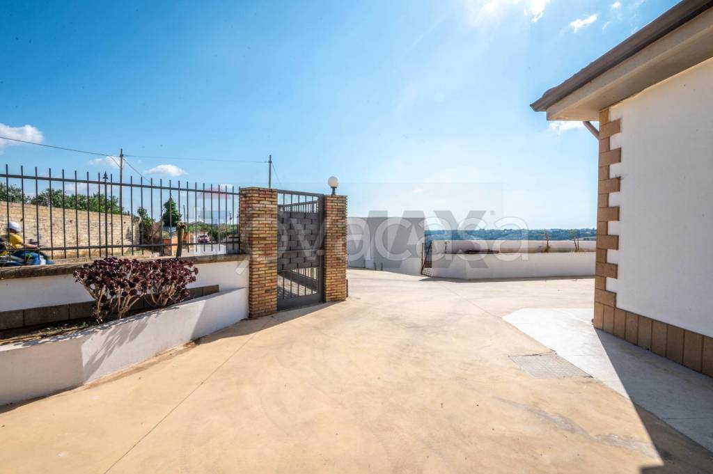 casa indipendente in vendita a Caltagirone