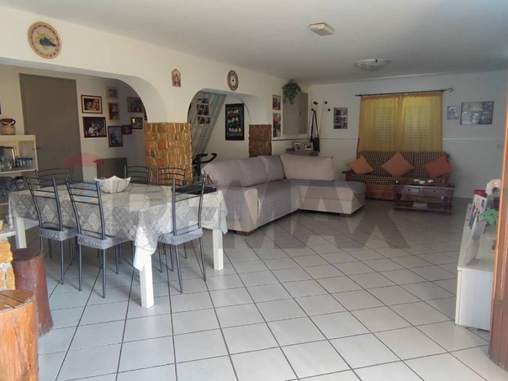 casa indipendente in vendita a Caltagirone
