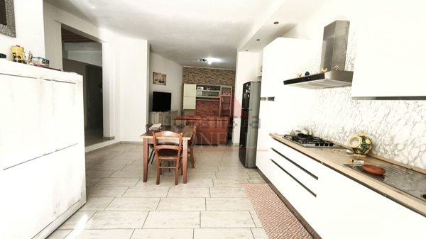 casa indipendente in vendita a Caltagirone