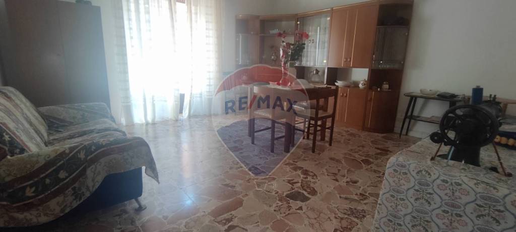 casa indipendente in vendita a Caltagirone