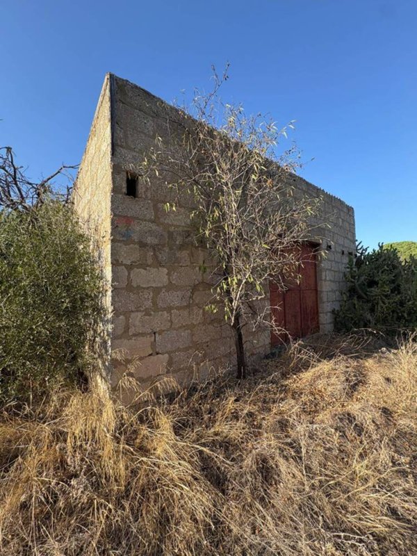 casa indipendente in vendita a Caltagirone in zona Santo Pietro