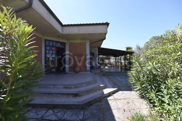 casa indipendente in vendita a Caltagirone