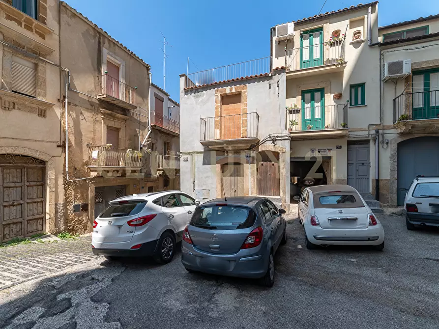 casa indipendente in vendita a Caltagirone