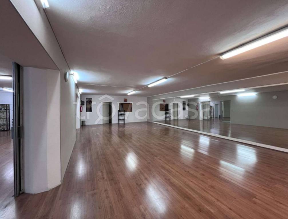 negozio in vendita a Caltagirone