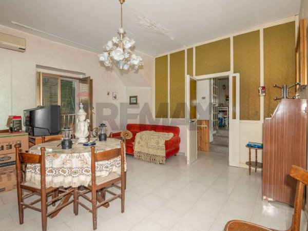 casa indipendente in vendita a Caltagirone