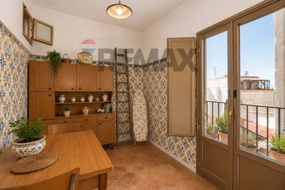 casa indipendente in vendita a Caltagirone