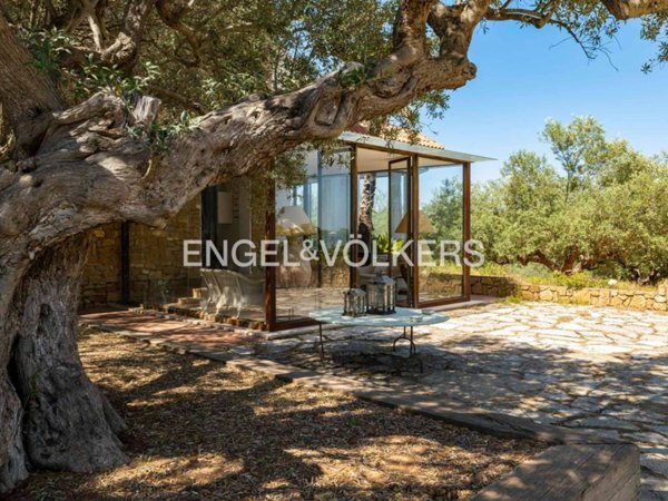 casa indipendente in vendita a Caltagirone