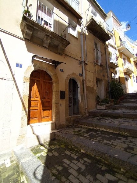 appartamento in vendita a Caltagirone
