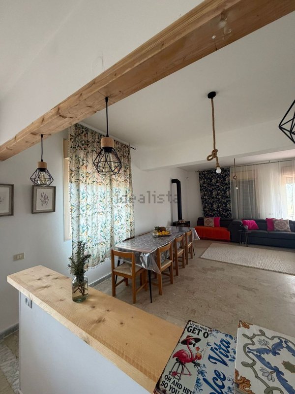 casa indipendente in vendita a Caltagirone in zona Santo Pietro