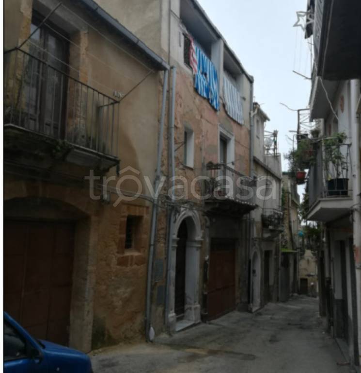 appartamento in vendita a Caltagirone