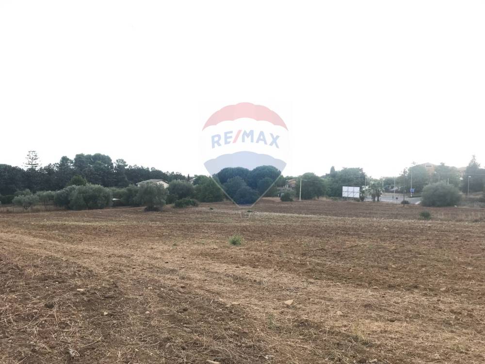 terreno edificabile in vendita a Caltagirone