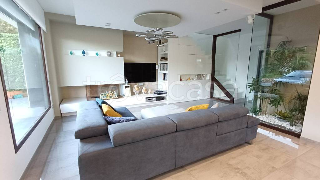 casa indipendente in vendita a Caltagirone