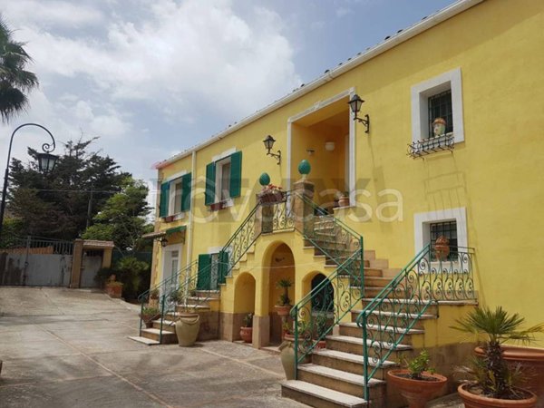 casa indipendente in vendita a Caltagirone