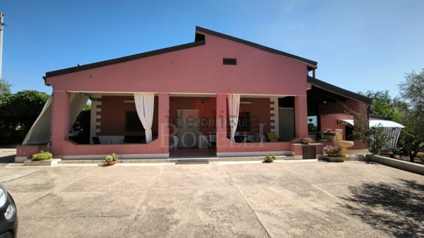 casa indipendente in vendita a Caltagirone