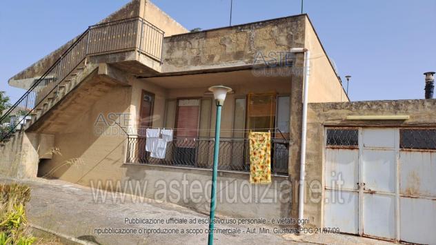 casa indipendente in vendita a Caltagirone