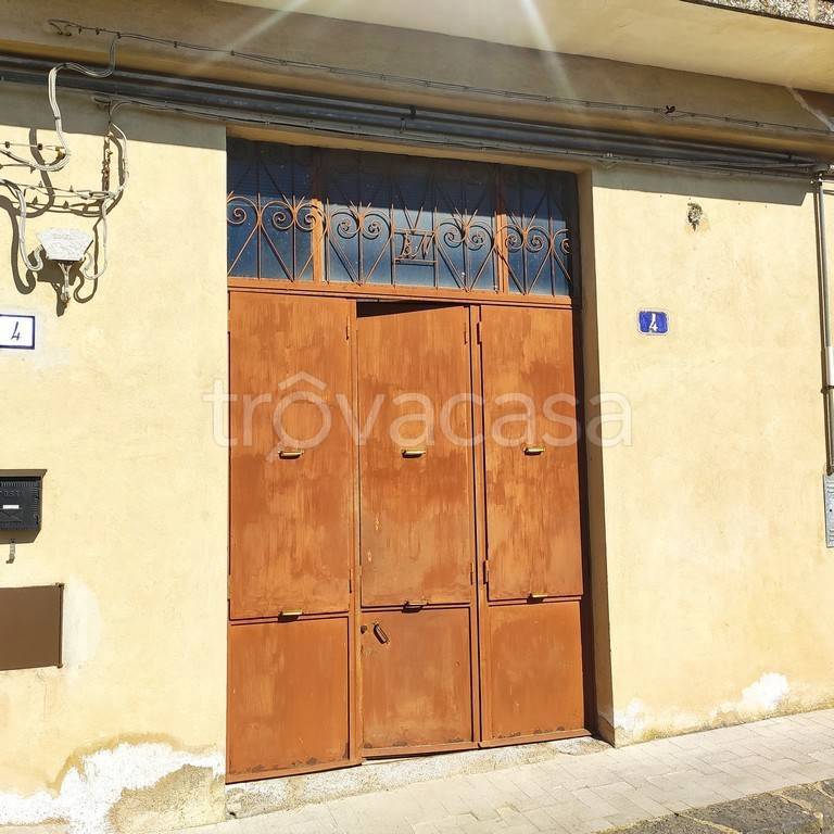 negozio in vendita a Caltagirone