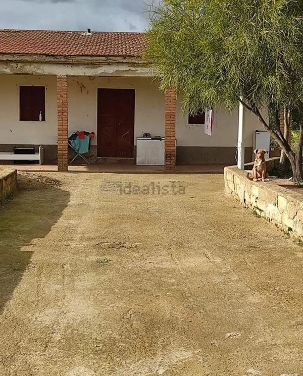 casa indipendente in vendita a Caltagirone in zona Santo Pietro