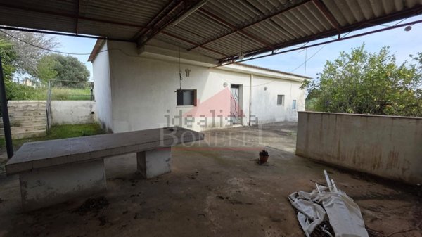 casa indipendente in vendita a Caltagirone